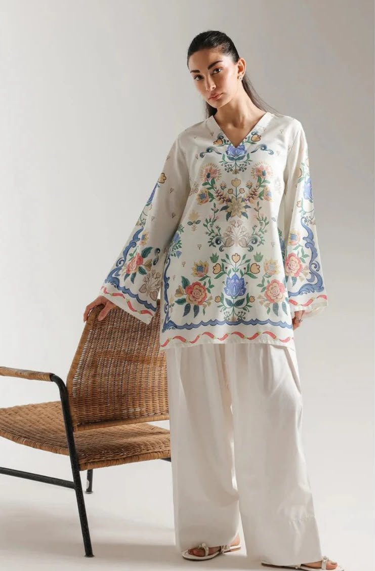 Digital Printed Kurti for Women | Doria Lawn Ethnic Kurti | 2 Piece Pakistani Dress Image 4